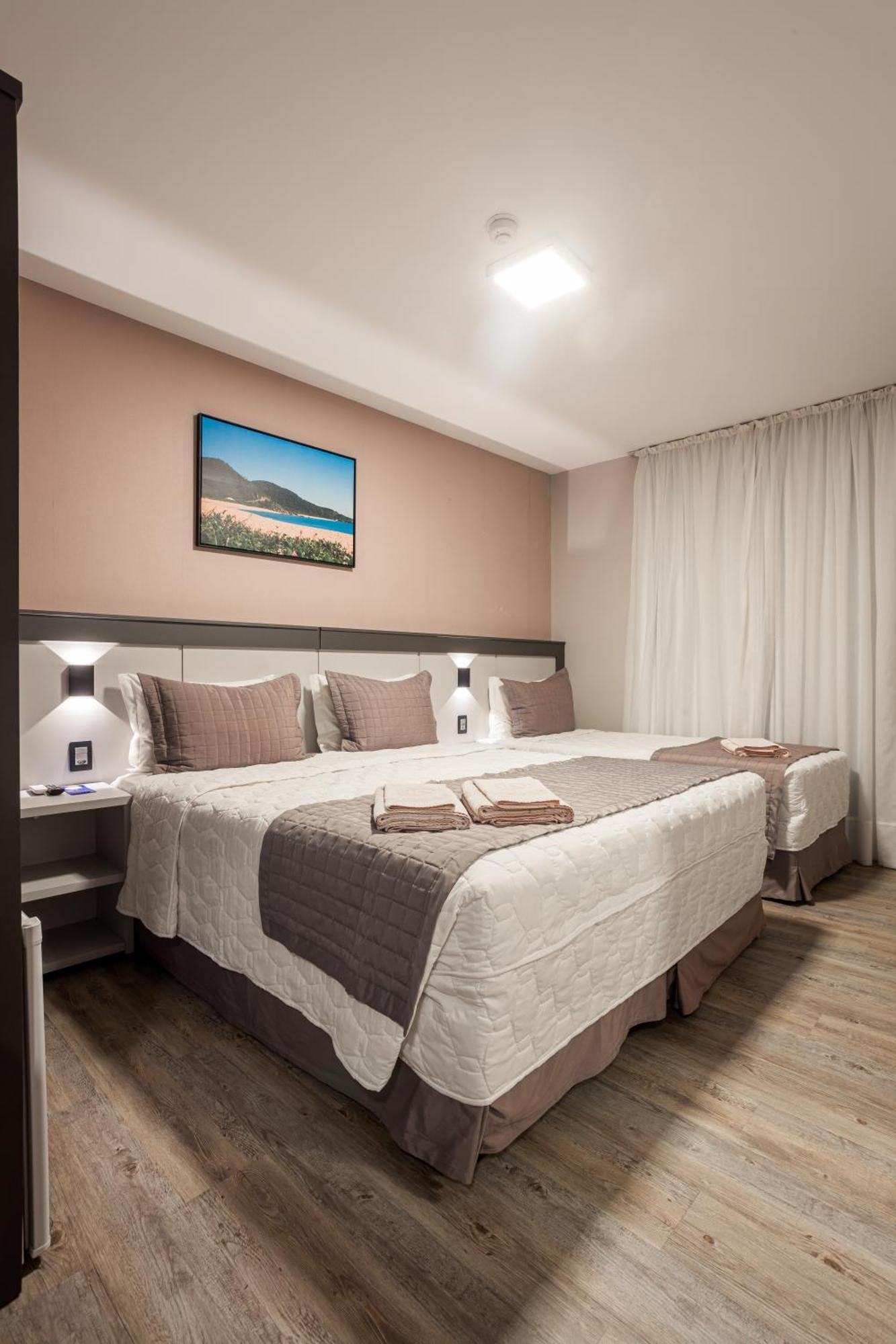 Hotel Negrini Балнеаріу-Камборіу Екстер'єр фото
